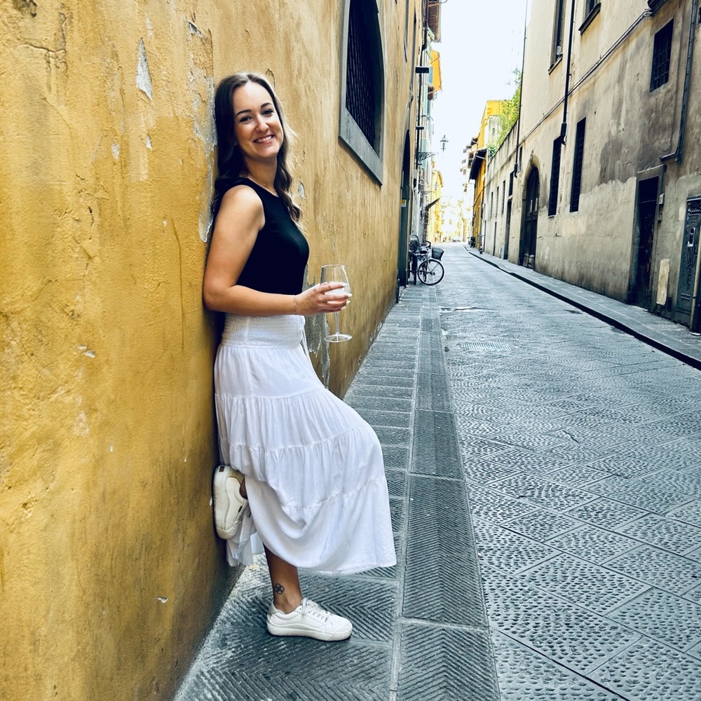 Meet your Posher, Nicole